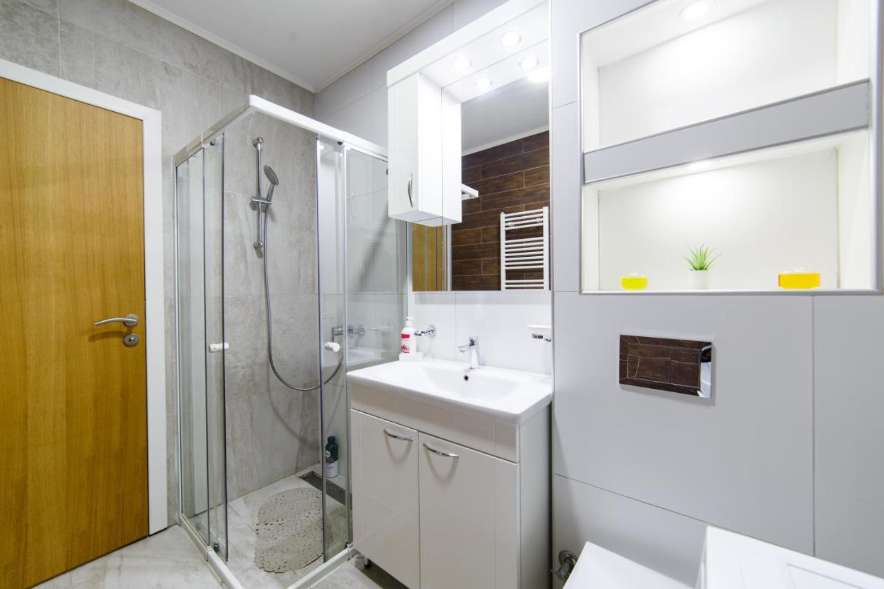 Casper B&B Luxury Apartments ซาราเยโว ภายนอก รูปภาพ
