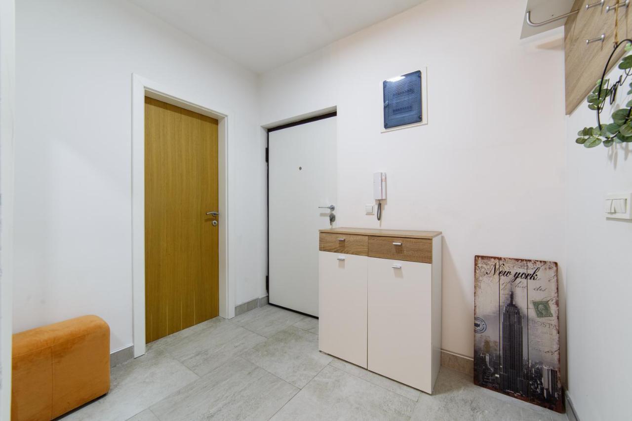 Casper B&B Luxury Apartments ซาราเยโว ภายนอก รูปภาพ