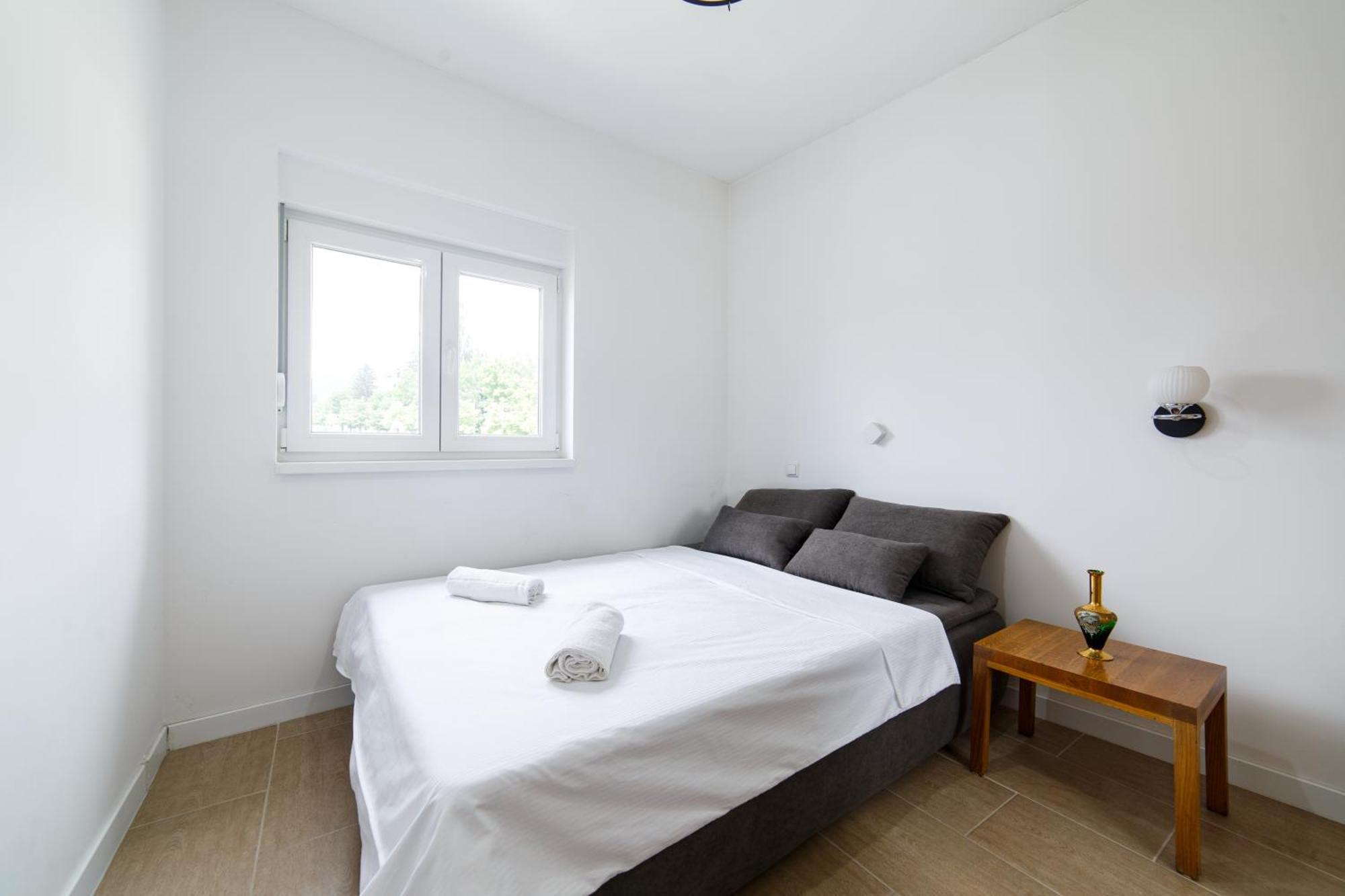 Casper B&B Luxury Apartments ซาราเยโว ภายนอก รูปภาพ